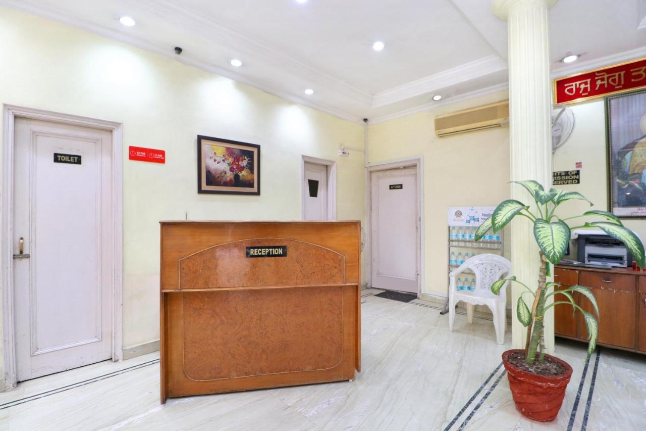 Oyo 24073 Hotel Hari Darshan Amritsar Esterno foto
